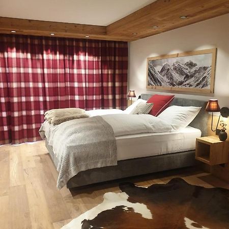 Davos, Residenz Meierhof, Chasa Hubertus Buitenkant foto