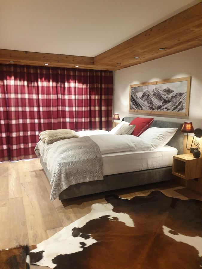 Davos, Residenz Meierhof, Chasa Hubertus Buitenkant foto